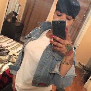 Meet your Posher, Chun